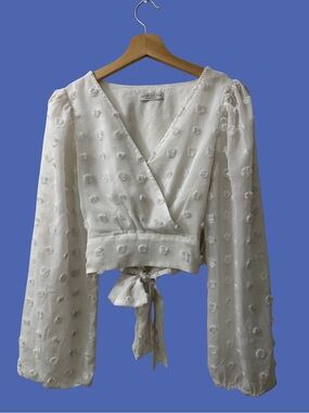 White Floral Sheer Wrap Top PAPER CRANE SIZE SMALL 0 2